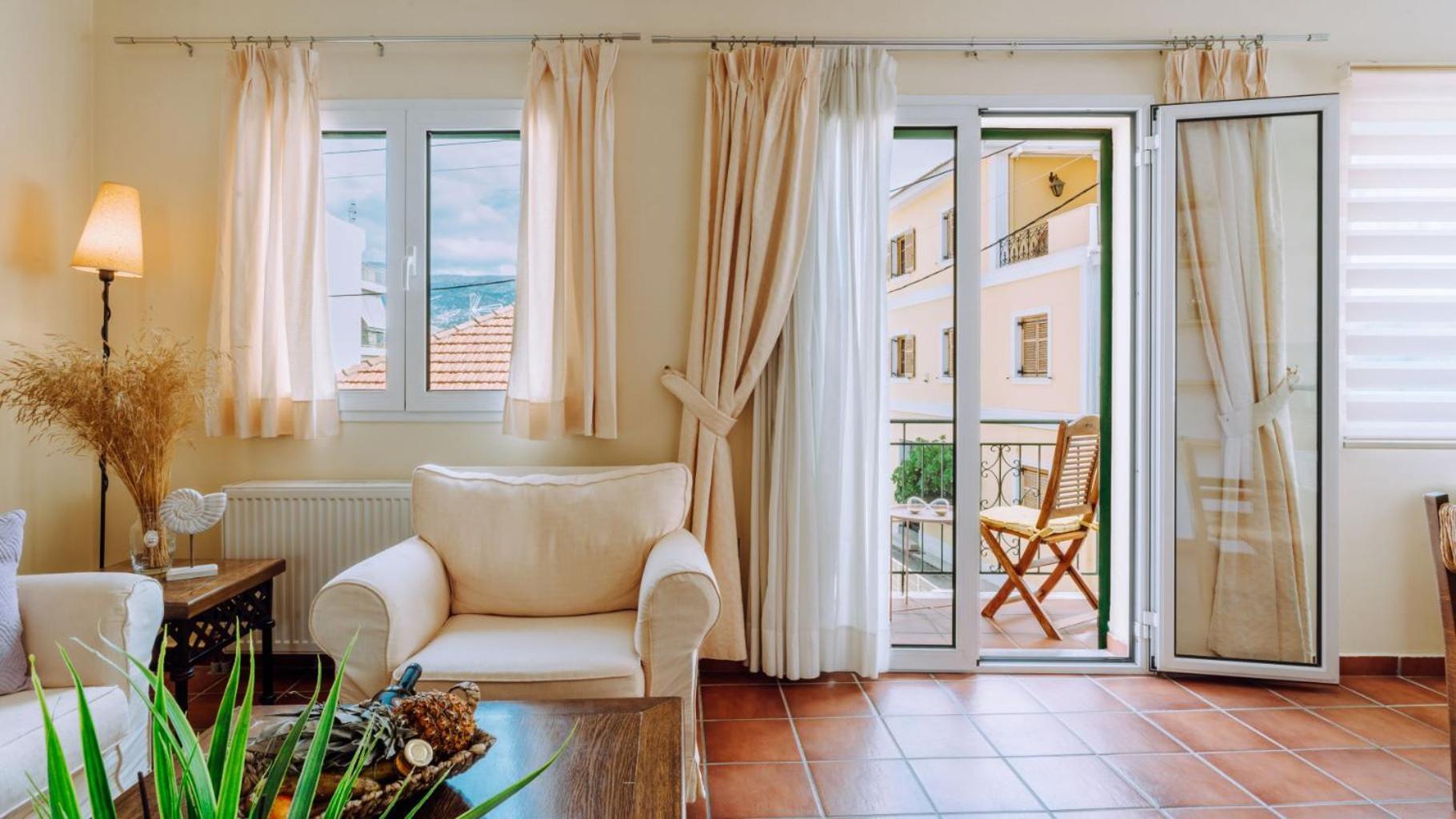 Lithostroto Suites Αργοστόλι Εξωτερικό φωτογραφία